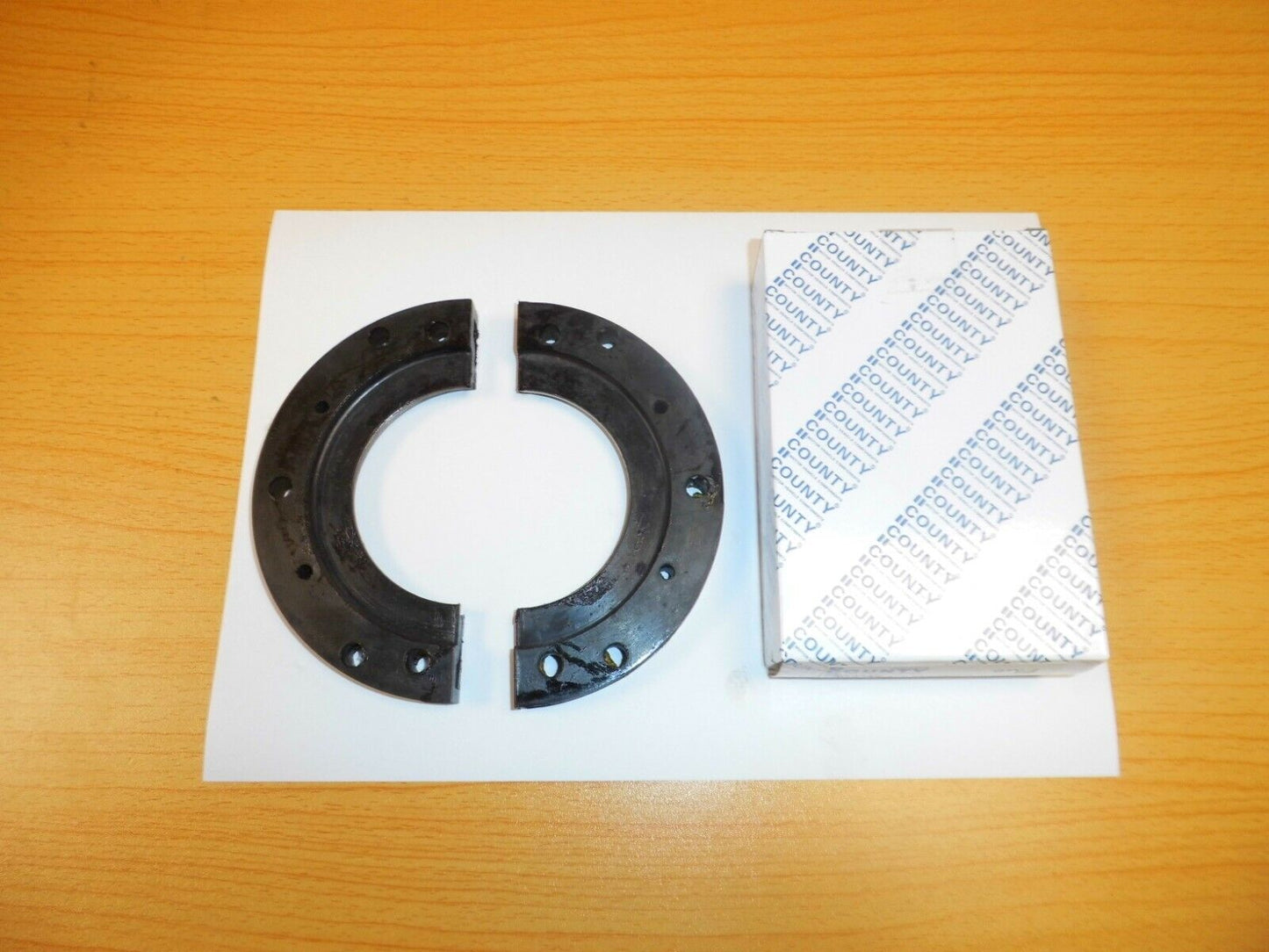 LAND ROVER SERIES 2,2A,3 REAR CRANKSHAFT OIL SEAL RETAINER 523240 X 2