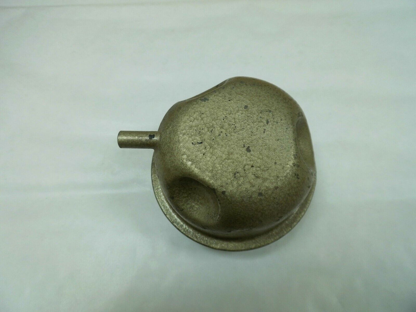 NOS LAND ROVER SERIES 3 - 2.25L PETROL BREATHER FILTER 546277