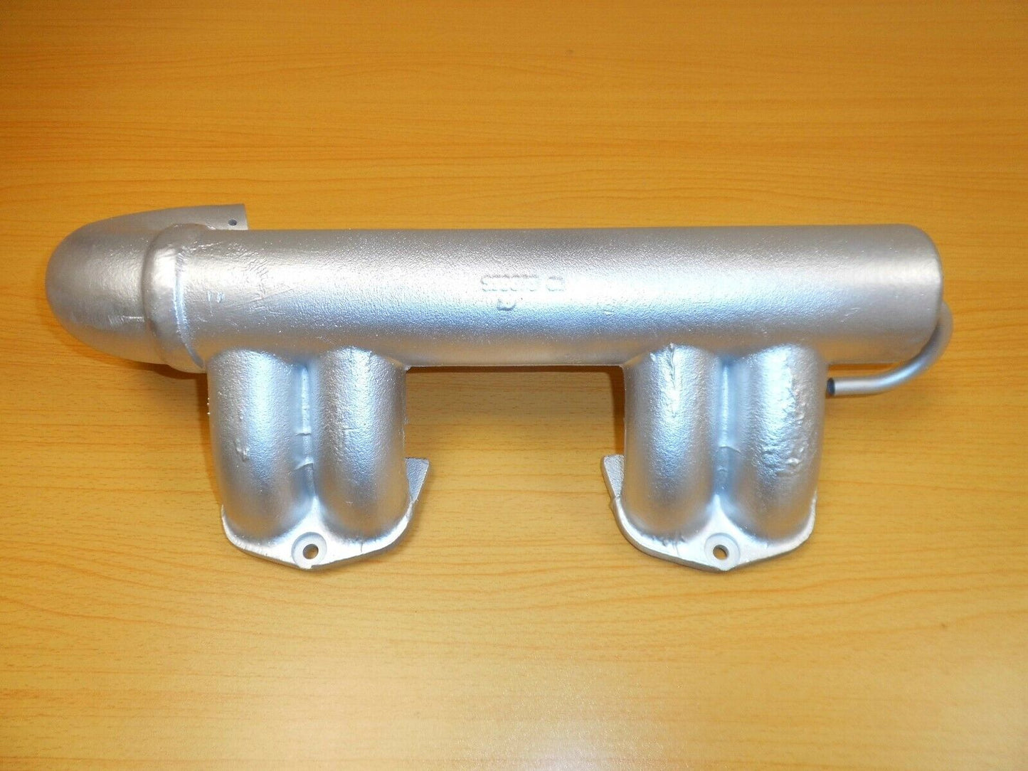 LAND ROVER SERIES 2, 2A, 3 - 2.25L DIESEL INLET MANIFOLD 574661