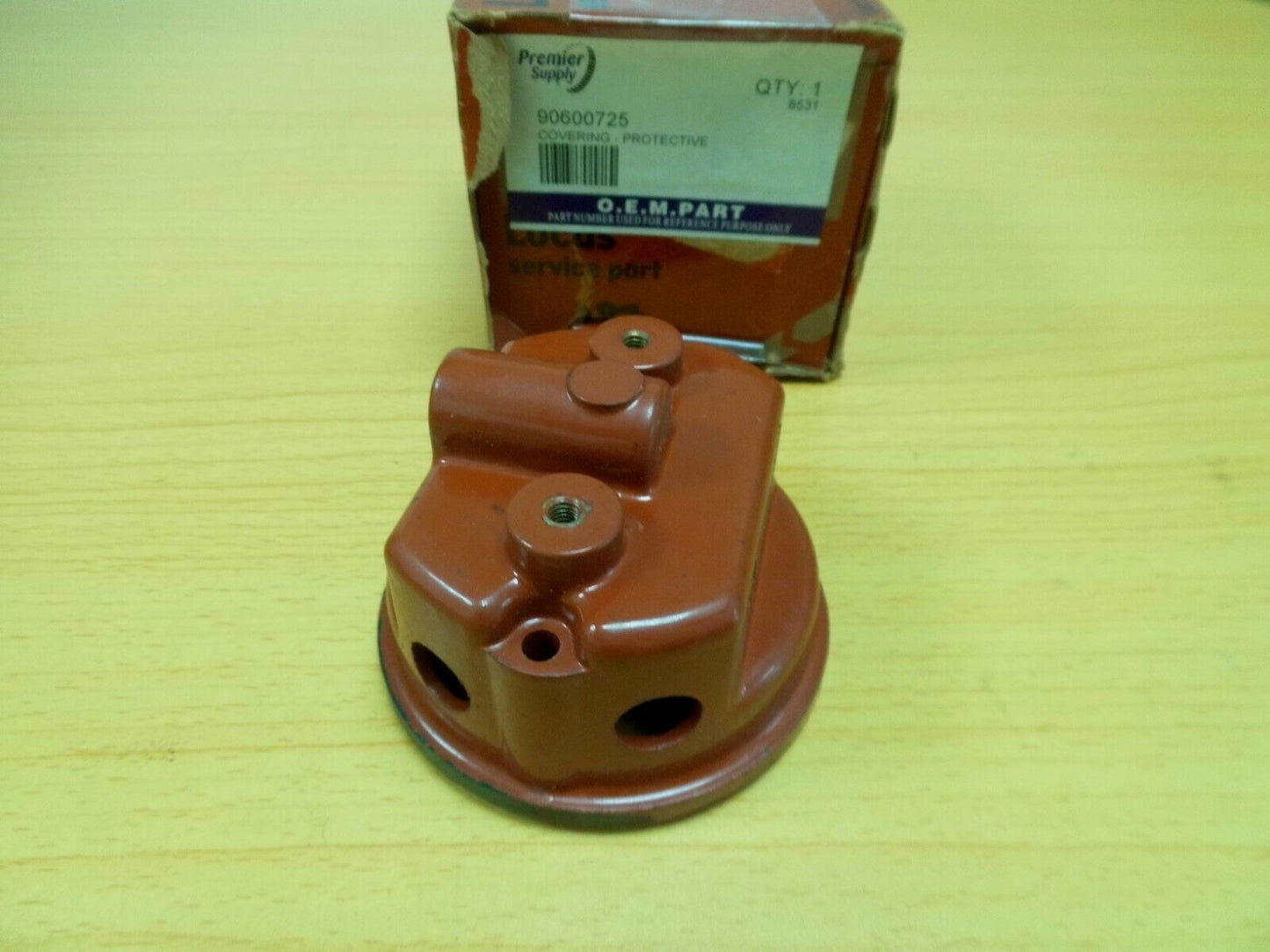 LAND ROVER 24 VOLT FFR DISTRIBUTOR CAP 90600725 LUCAS BRAND