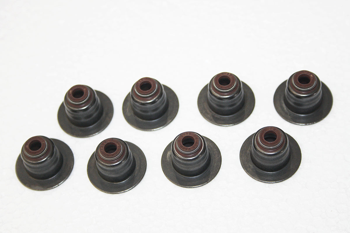 AJ813623-G - SEAL-VALVE STEM 3.0SC 5.0NA+SC X150;X152;X250;X260;X351;X760;X761 From PR2 CORTECO