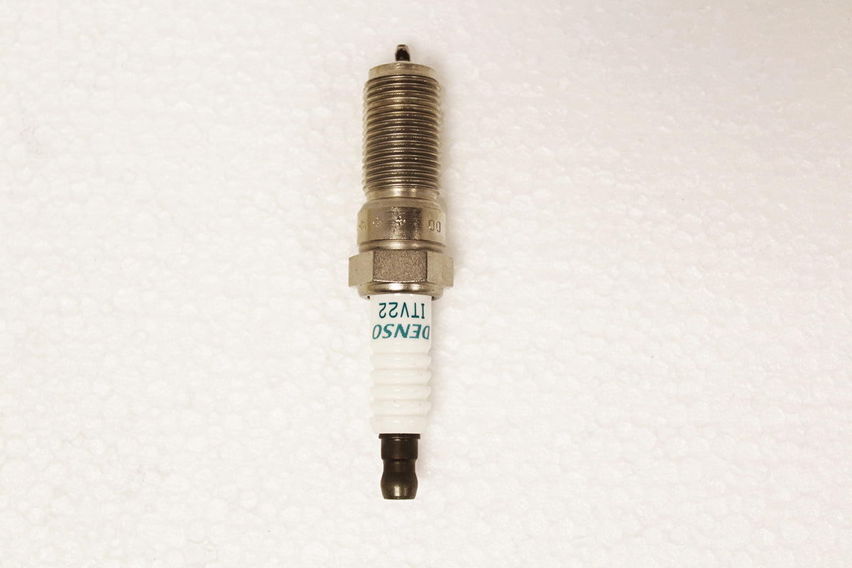 C2D59621-D - SPARK PLUG 2.0L X250;X260;X350;X760 From DENSO