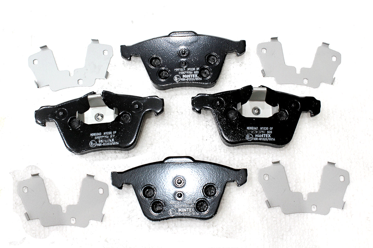 C2Z32076-M - BRAKE PAD SET FRONT 3.0L & 5.0L NA X250 X350 From MINTEX
