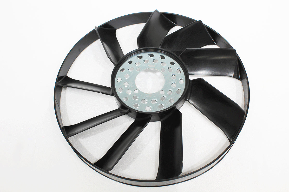 ERR4960 - FAN - COOLING - ENGINE COOLING - V8 - Suitable for Discovery 2, Range Rover P38 From ALLMAKES