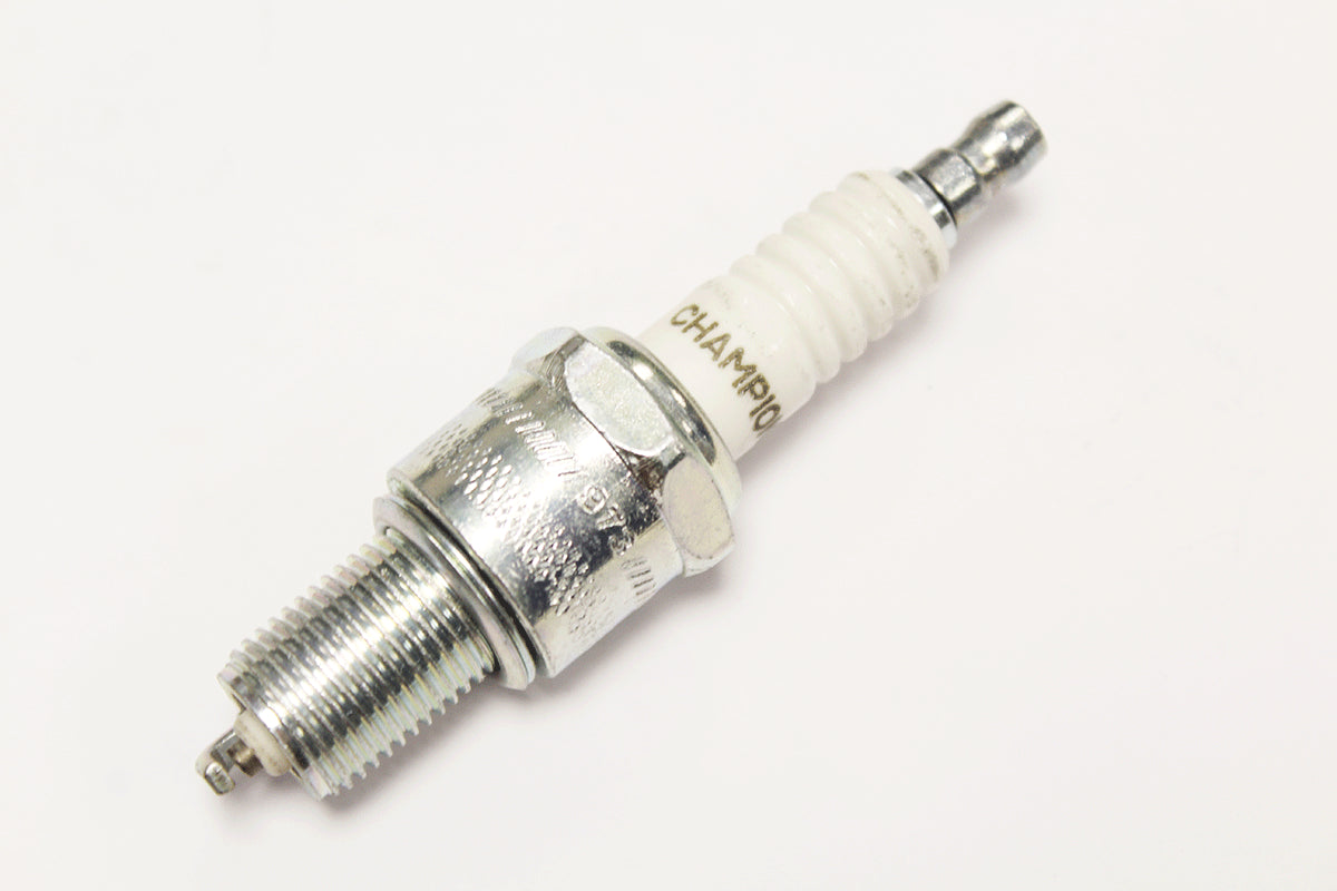 ERR743G - SPARK PLUG - IGNITION - RN9YC - V8 - Suitable for Range Rover Classic From PR2 CHAMPION