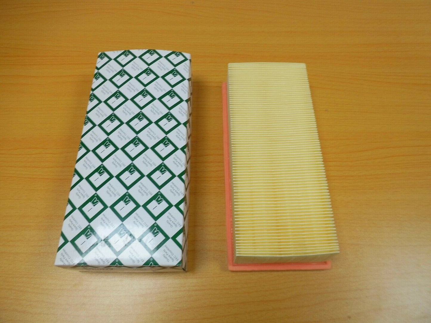 LAND ROVER FREELANDER 1 AIR FILTER ESR4103
