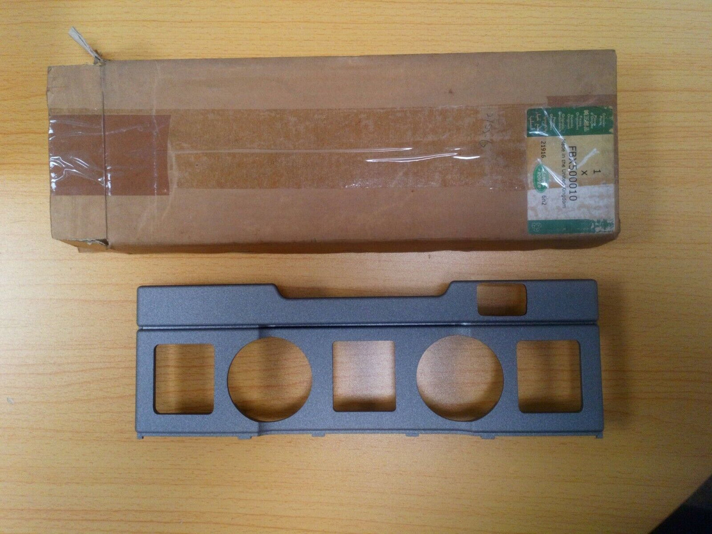 GENUINE RANGE ROVER L322 FOG LAMP SWITCH CONTROL PANEL FBX500010
