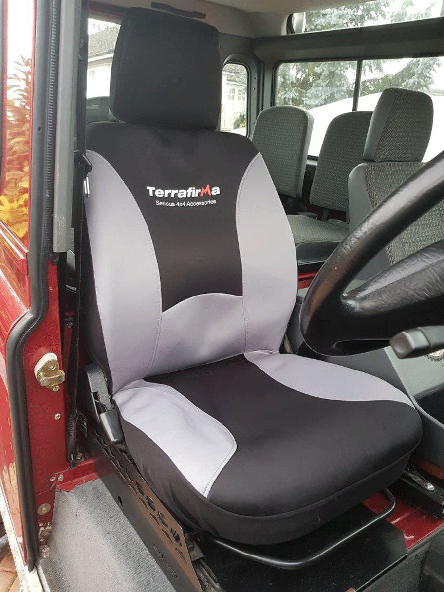 Pair of waterproof seat covers to fit Defenders up to 2007