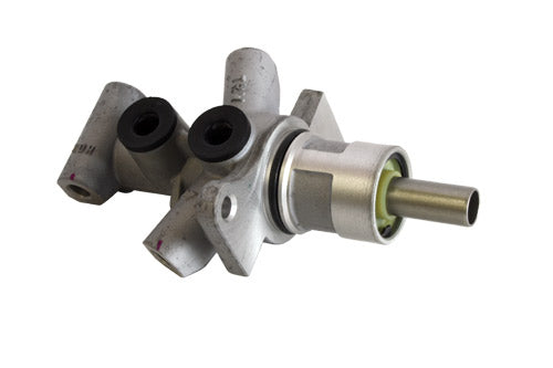LR014527 - MASTER CYLINDER - RHD - Suitable for Discovery 3, Range Rover Sport 05-09 From PR2 TRW