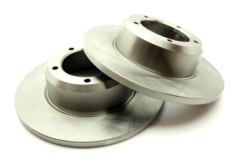 LR017951G - FRONT BRAKE DISCS - SOLID - Suitable for Discovery 1, All Defenders & Range Rover Classic From PR2 DELPHI