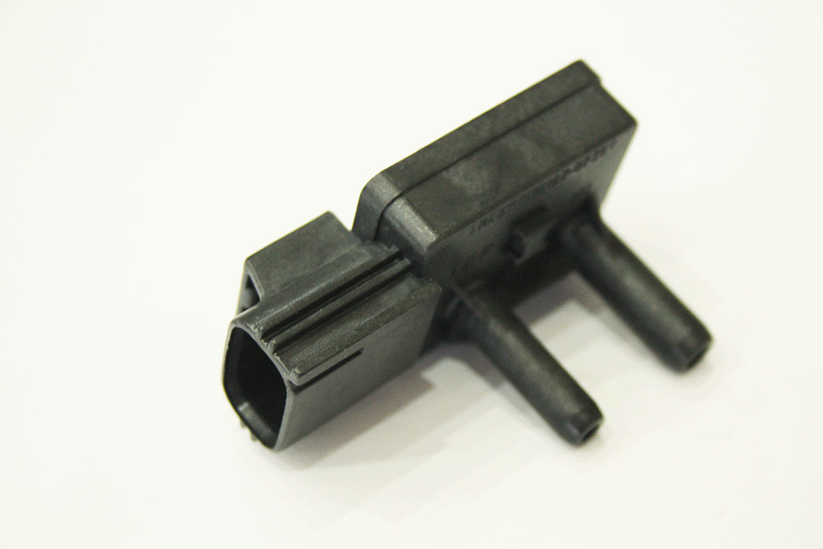 LR023134A - SENSOR-EXHAUST GAS PRESSURE-DPF 4.4D L322 From PR2 AUTOTEC