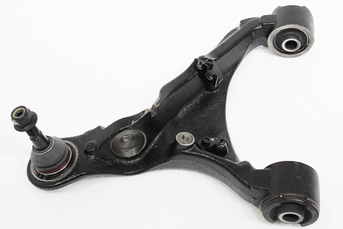 LR063688 - ARM FRONT SUSPENSION - LH - D4 - RRS 10-13 From ALLMAKES