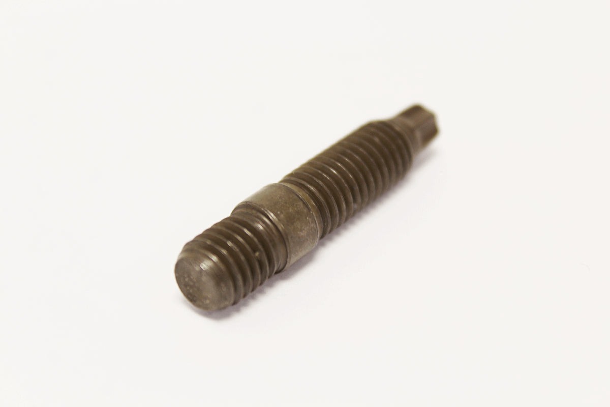 LR113358 - STUD