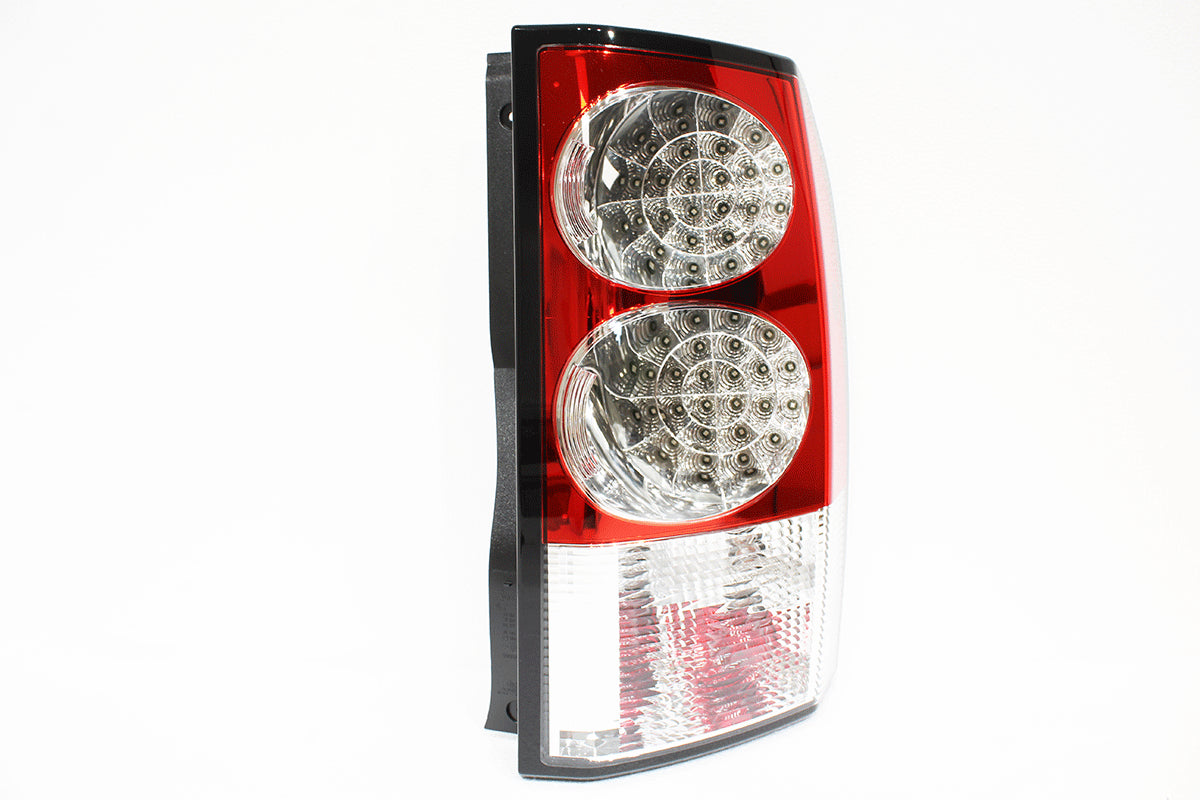 LAMP - REAR - STOP + FLASHER - RH - LESS SIDE MARKERS - D4 LR162961