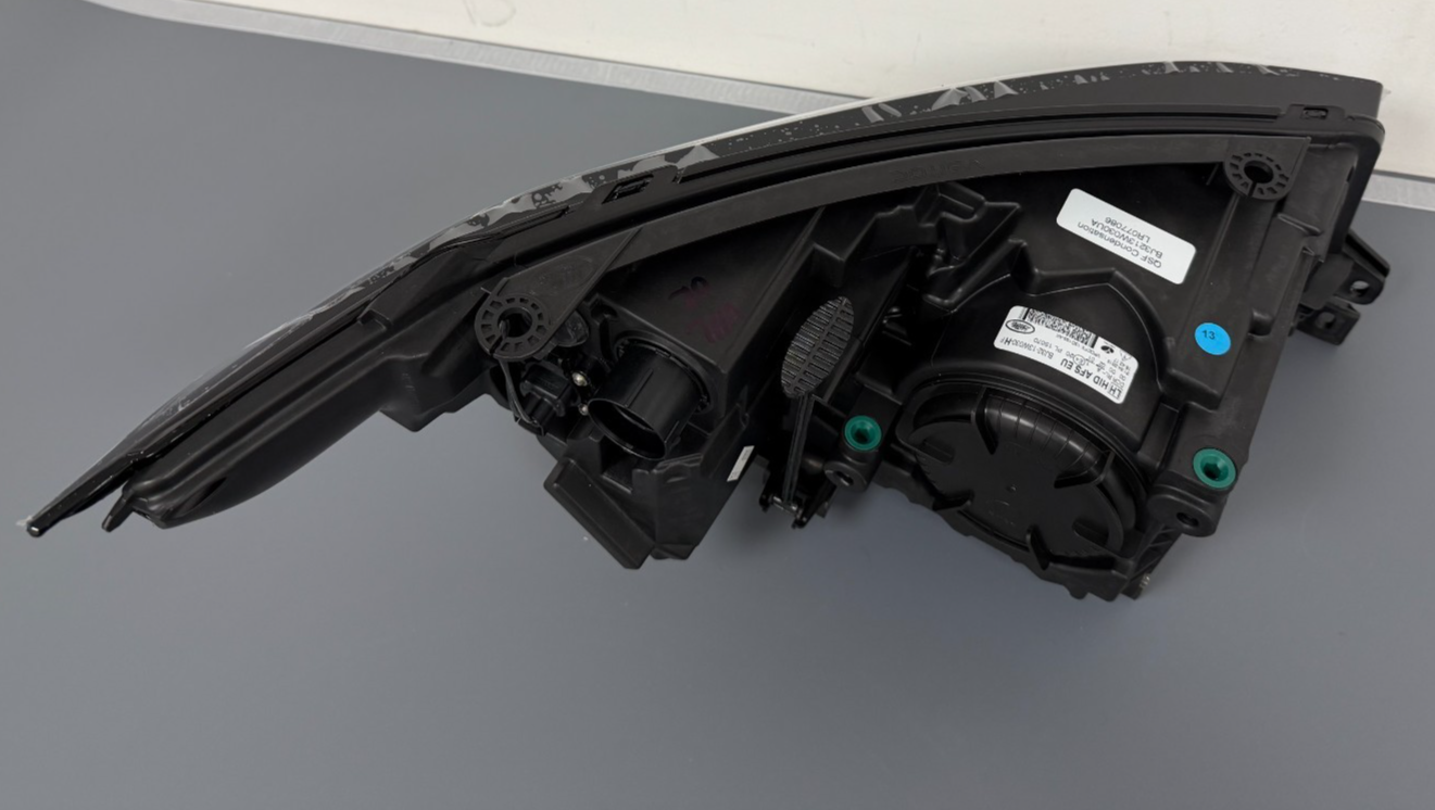 GENUINE RANGE ROVER EVOQUE L538 LEFT ADAPTIVE HEADLAMP NOT FOR UK LR072970