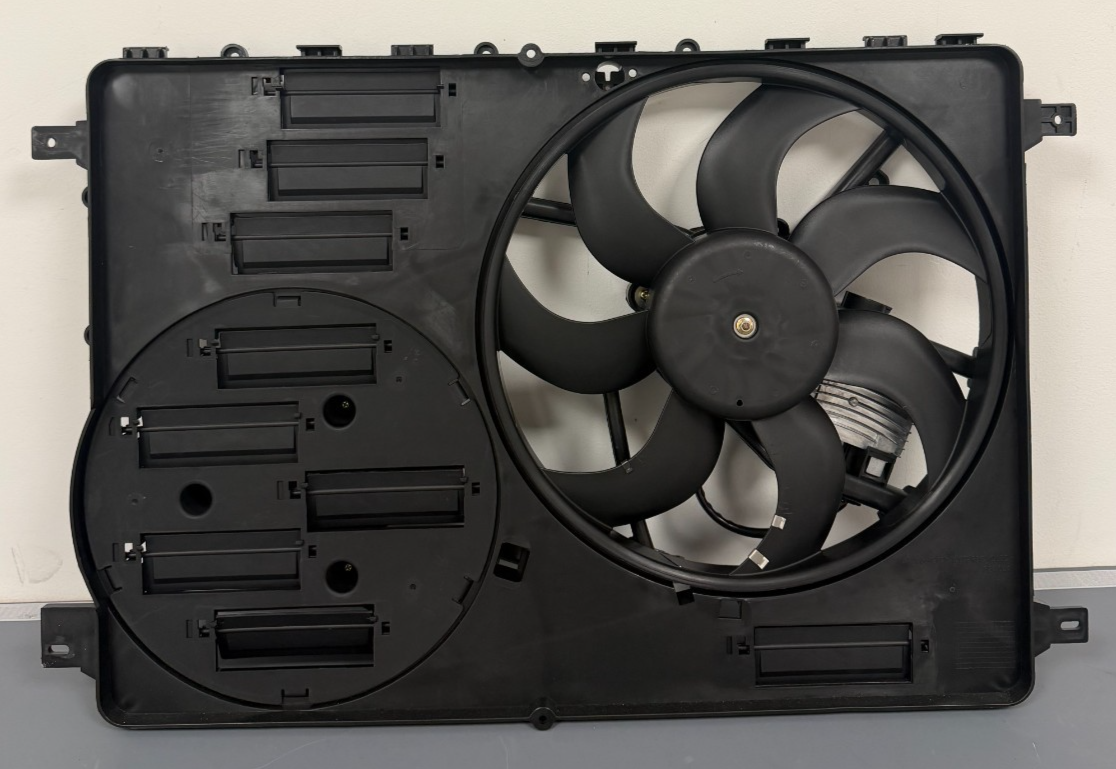 2.0,2.2 LAND ROVER DISCOVERY SPORT, EVOQUE ENGINE COOLING MOTOR AND FAN LR100366