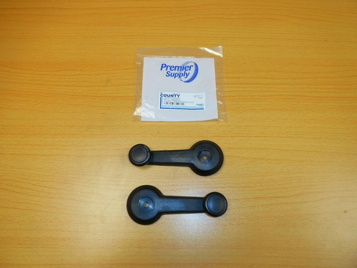 LAND ROVER DEFENDER, R/R CLASSIC BLACK WINDOW REGULATOR HANDLE RTC3939PA X 2