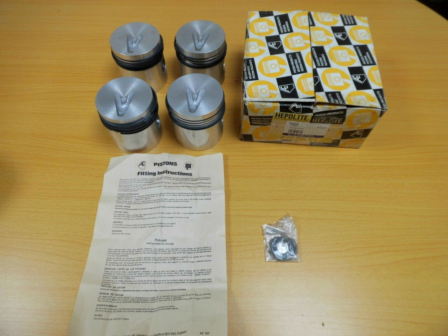 LAND ROVER SERIES 2a/3 2.25L DIESEL OVERSIZE HEPOLITE PISTON RTC4191040 X 4