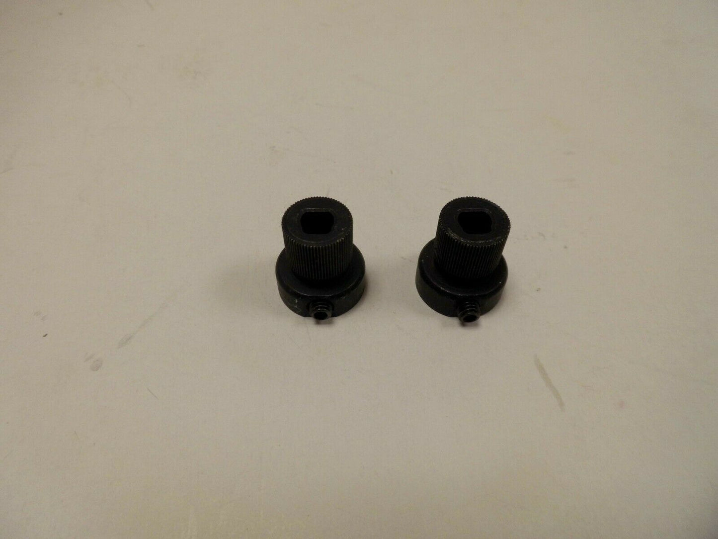 LAND ROVER DEFENDER / SERIES 3 WIPER ARM ADAPTER STC987 X 2