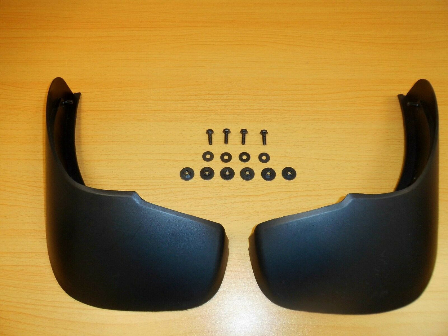 RANGE ROVER SPORT 2014 ONWARDS REAR MUDFLAP KIT VPLWP0166