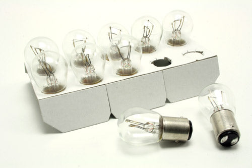 XZQ000020 - BULB - TAIL/STOP - D3 - F1 - RR L322 - RRS 05-09 From PR2 NEOLUX