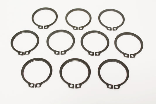 549473 - CIRCLIP - DRIVE SHAFT AND HUB - Suitable for Discovery 1, All Defenders & Range Rover Classic From ALLMAKES
