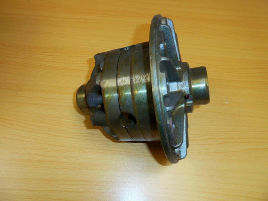 LAND ROVER SERIES 3 - 109 REAR DIFFERENTIAL  CASE 607164