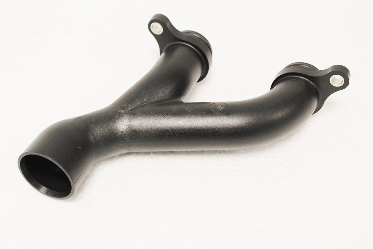AJ813865-R - PIPE-OUTLET-COOLANT 3.0SC 5.0SC X152;X260;X351;X760;X761 From PR2 PRO