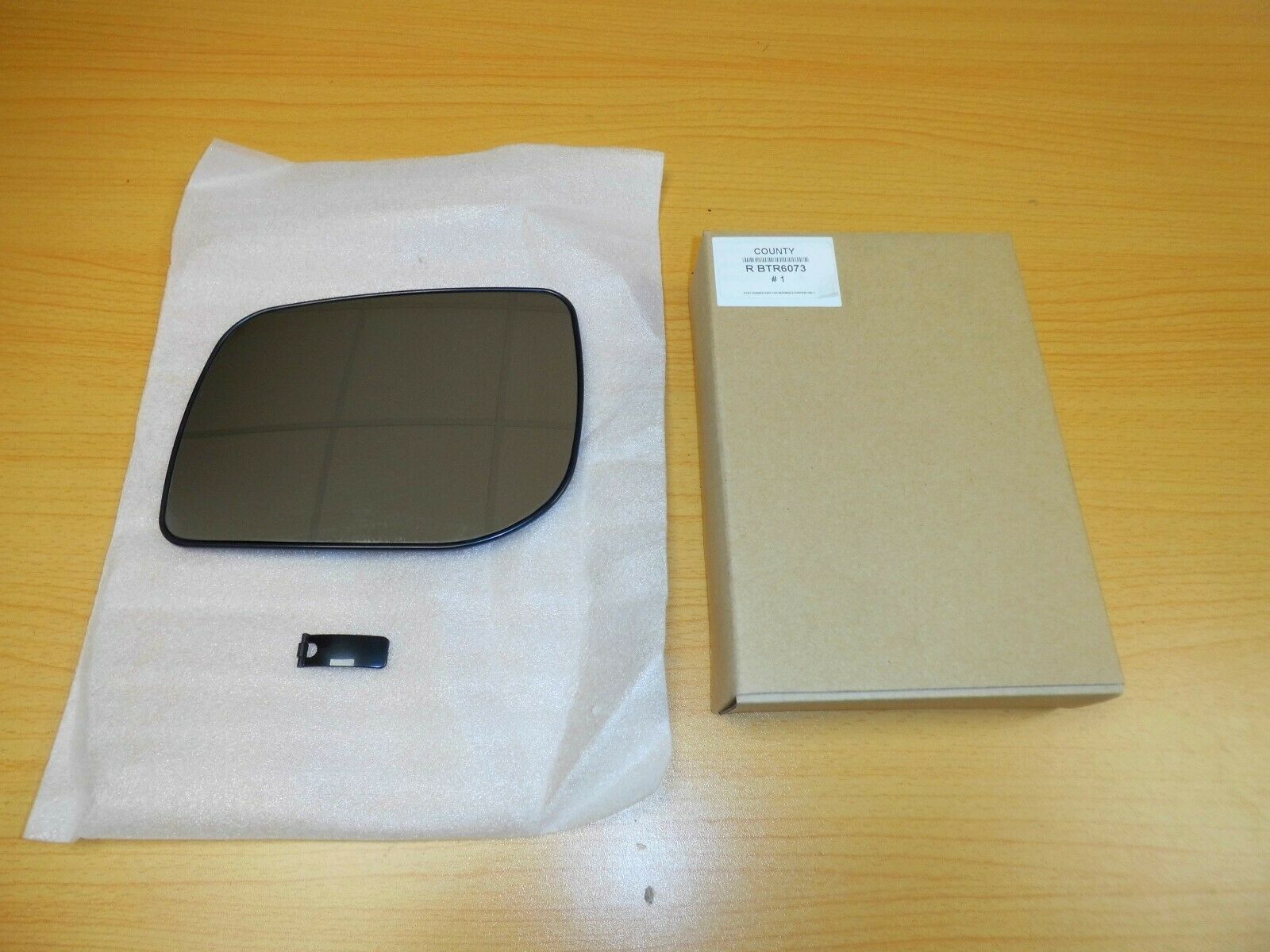 BTR6073 RANGE ROVER P38 WING MIRROR GLASS LH HEATED