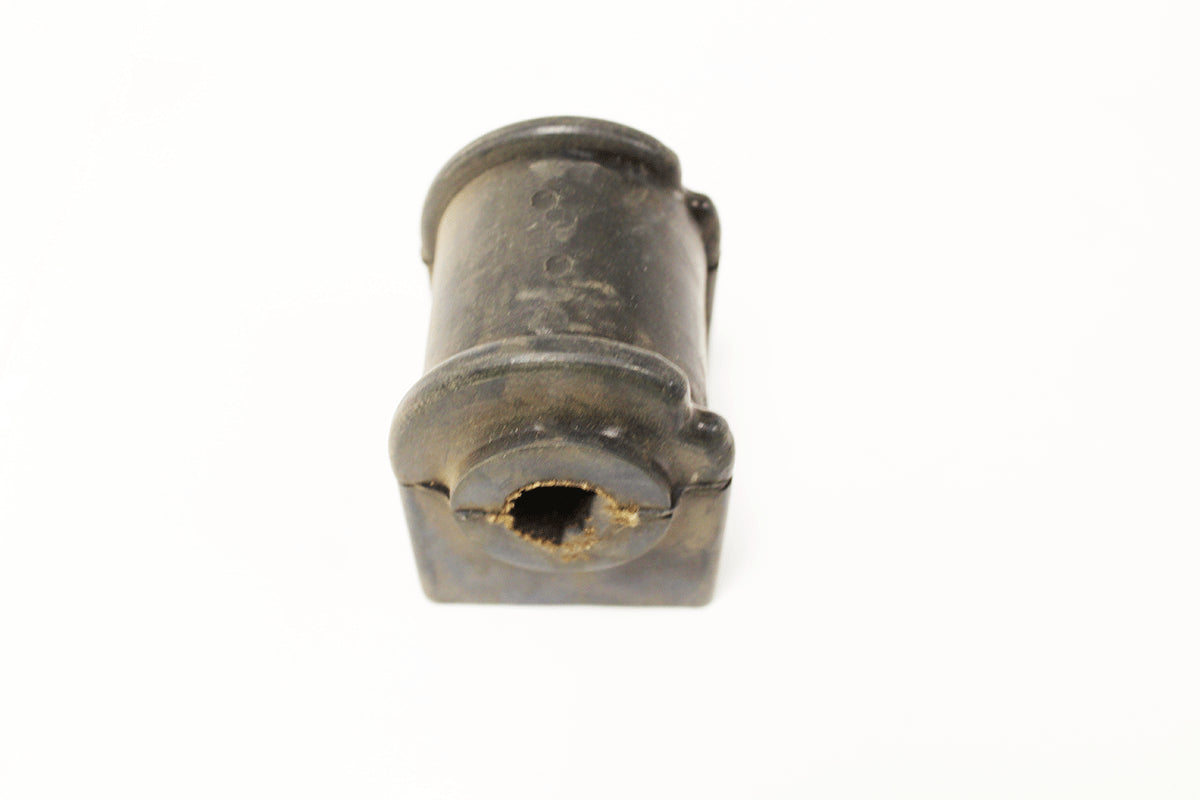 C2Z4718-Q - BUSH-MOUNTING-ANTI ROLL BAR-REAR 13.5MM X250/X260/X540 From PR2 QH