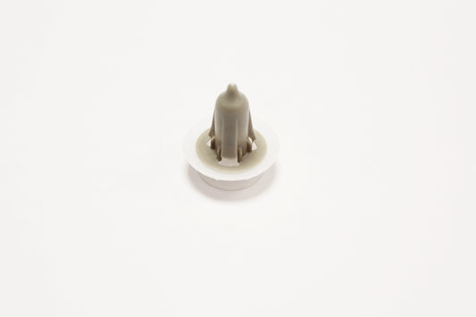 DYC10031L - CLIP From PR2 ALLMAKES