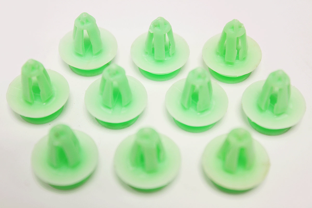 DYC101570L - CLIP-PLASTIC From ALLMAKES