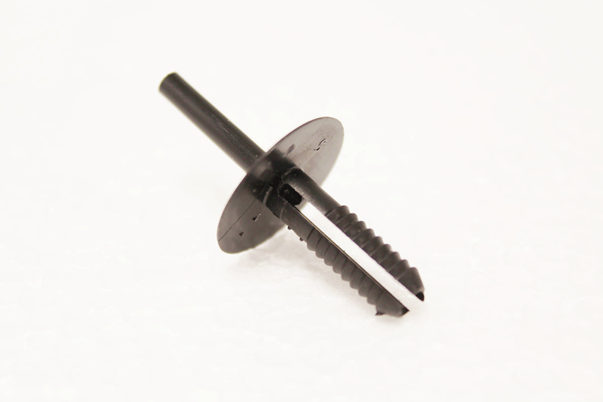 DYQ100350 - CLIP - PLASTIC - BUMPER REAR - Suitable for Discovery 2 From PR2 ALLMAKES