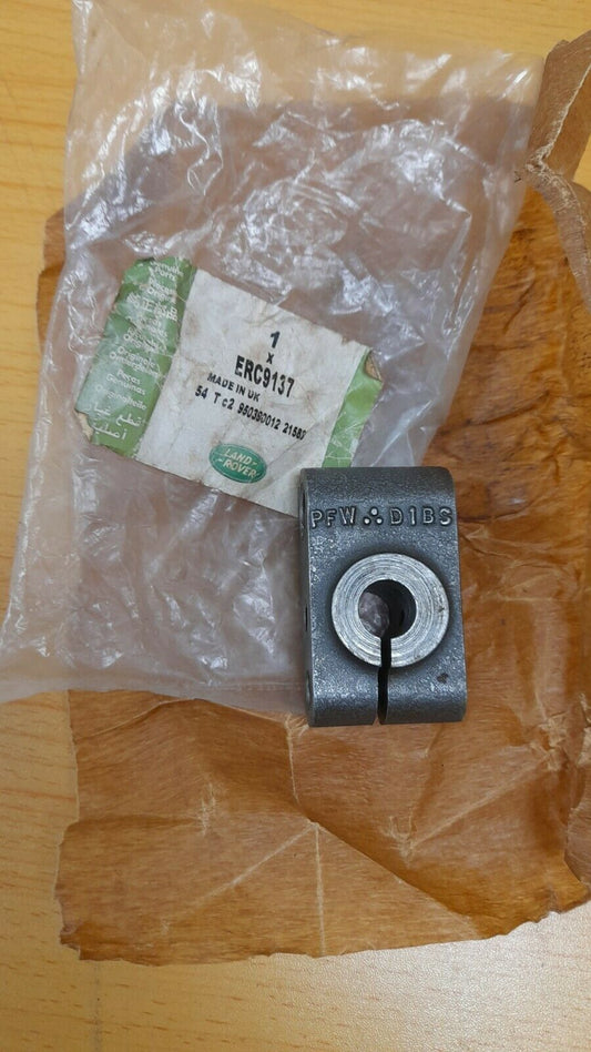 GENUINE LAND ROVER ROCKERSHART BRACKET FOR DEFENDER PART NUMBER ERC9137