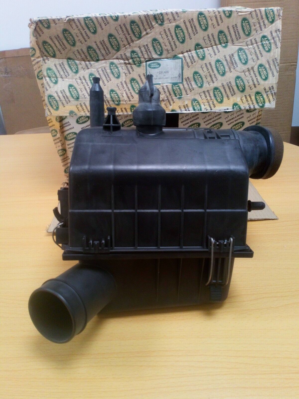 GENUINE RANGE ROVER P38 2.5 BMW DIESEL AIR CLEANER ASSEMBLY ESR4085