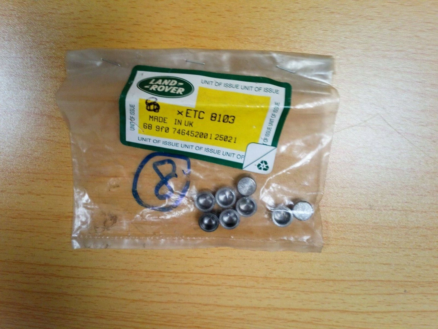 GENUINE LAND ROVER 200 TDi ROCKERSHAFT PLUG ETC8103