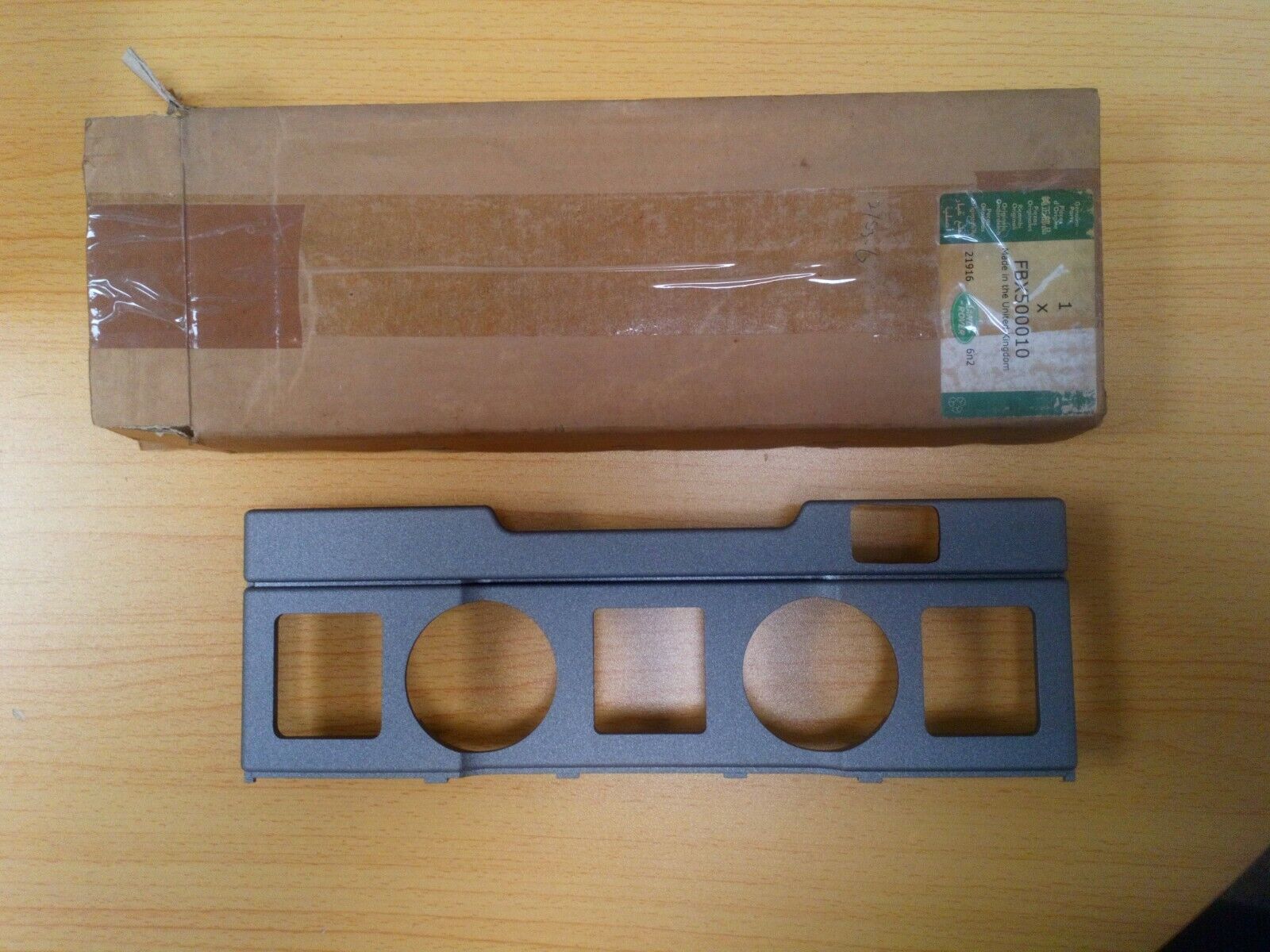 GENUINE RANGE ROVER L322 FOG LAMP SWITCH CONTROL PANEL FBX500010