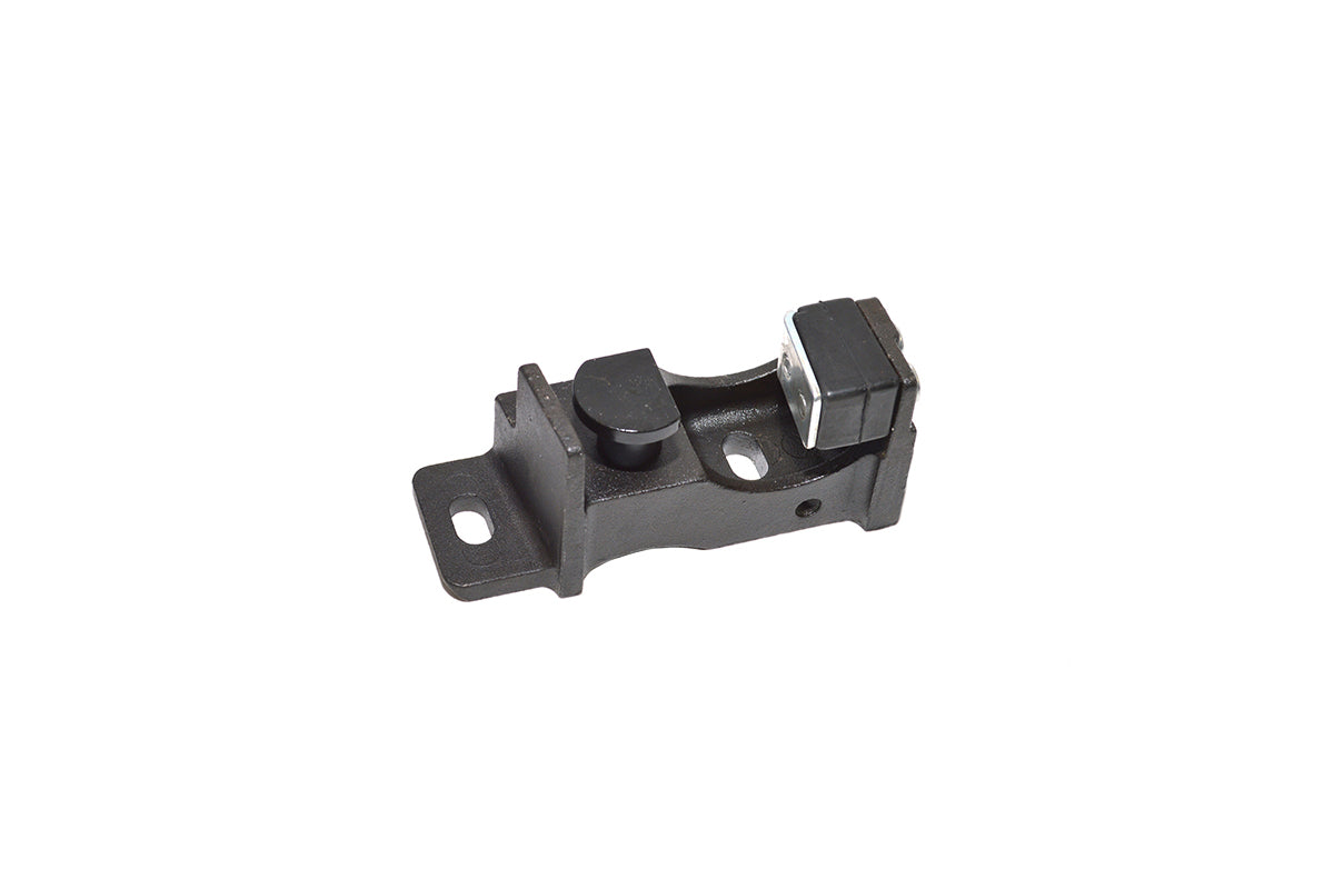 STRIKER - REAR DOOR - DF7 FQB500160