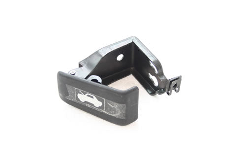 FSC10005 - LEVER BONNET RELEASE From PR2 ALLMAKES