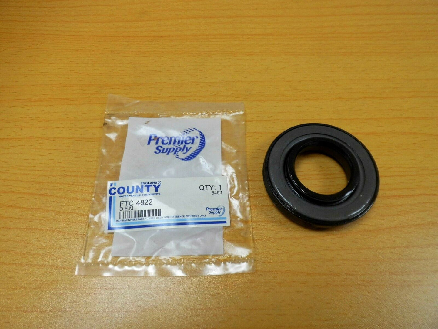 LAND ROVER DISCOVERY 2, RANGE ROVER P38 FRONT DRIVESHAFT OIL SEAL FTC4822