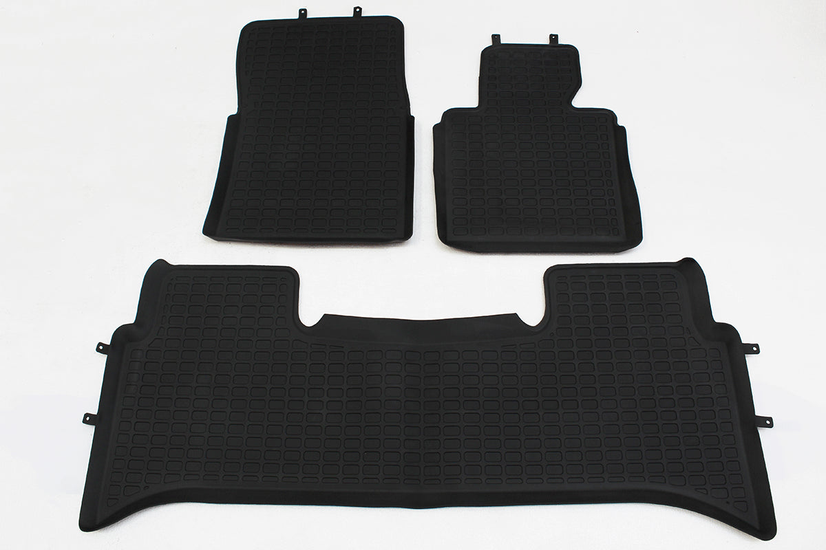 GA4807 - RUBBER MATS-RROVER 02-06-LHD UP TO 6A99 From TERRAFIRMA