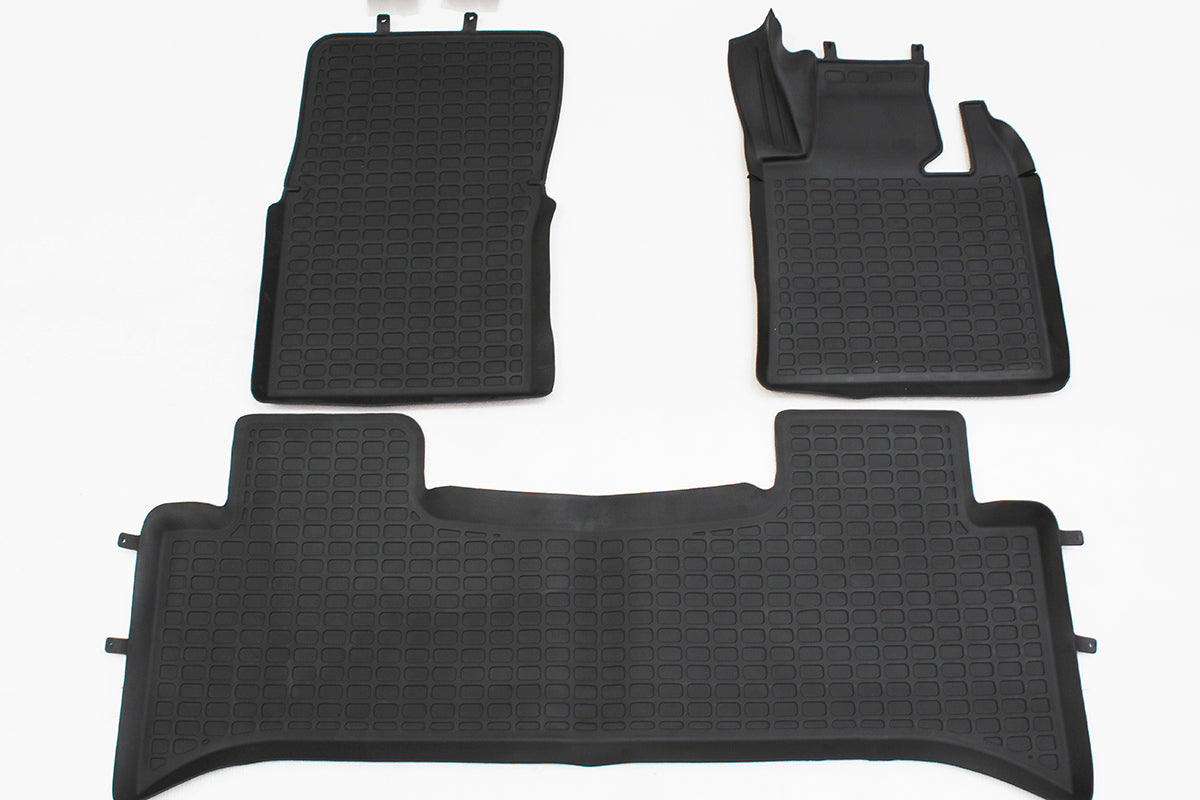 GA4808 - RUBBER MATS - RROVER 07-12-RHD FROM 7A01 From TERRAFIRMA