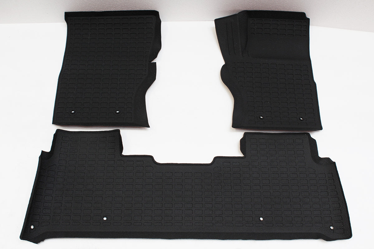 GA4858 - RUBBER MATS - DISCOVERY 5 RHD From TERRAFIRMA
