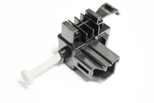 LR003563 - SWITCH-INHIBITOR (+MANUAL) L359;L538;L550;L551 From AUTOTEC