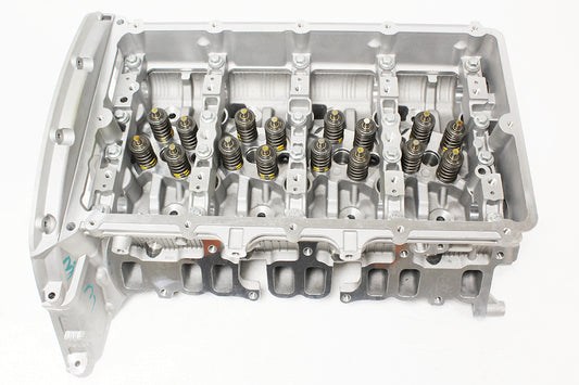 CYLINDER HEAD ASSY LR004428