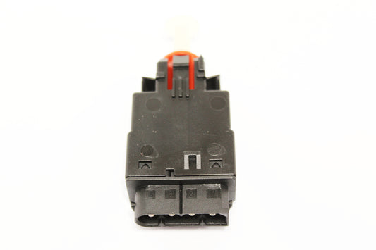 LR005794A - BRAKE LIGHT SWITCH - SWITCHES - ABS - Suitable for Discovery 1, Range Rover Classic From PR2 AUTOTEC