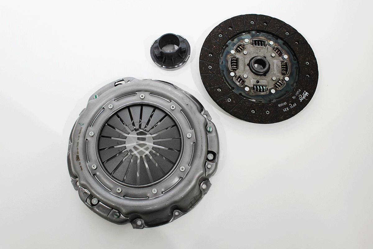 LR009366HD - CLUTCH KIT H/D - COVER + PLATE + BEARING - DIESEL - Suitable for Discovery 1, Defender 1983-2006 & Range Rover Classic From PR2 VALEO