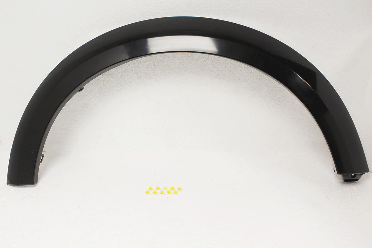 LR010631 - MOULDING - FRONT WHEEL ARCH - DISCO 3 AND 4 From ALLMAKES