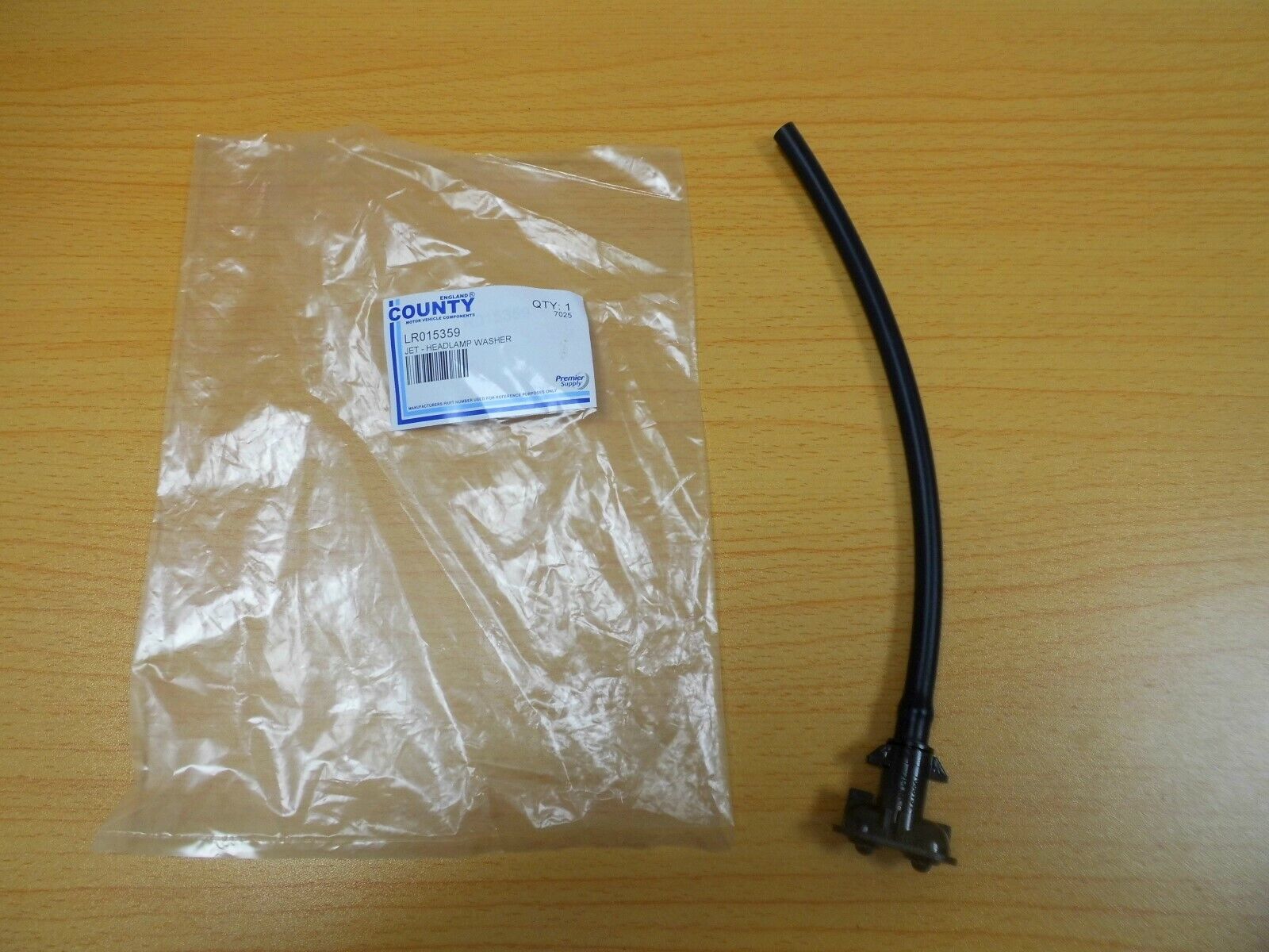 RANGE ROVER SPORT 2010-2013 HEAD LAMP WASHER JET LH LR015359