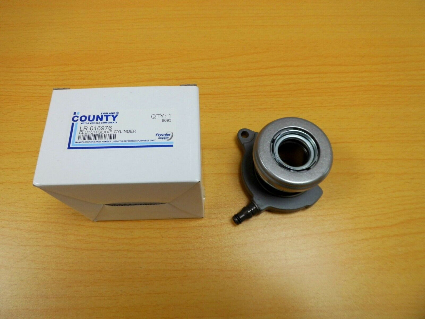 LAND ROVER FREELANDER 2 -2.2 DIESEL 6SPD MANUAL  CLUTCH SLAVE CYLINDER LR016976